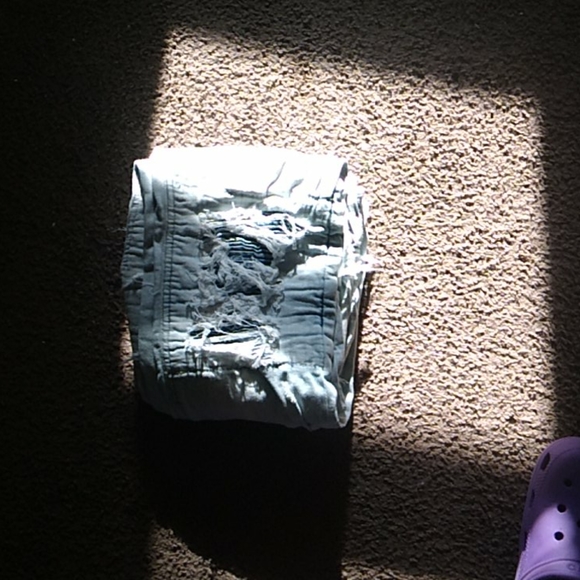 Can't fit them brand new wore once - Picture 4 of 4